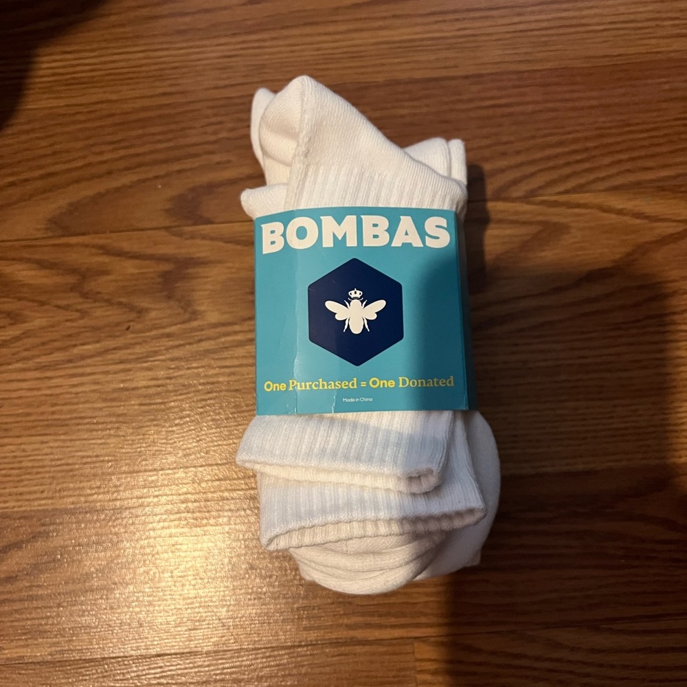 NWT Bombas women’s Socks